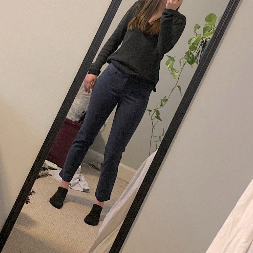 Old navy pixie pants navy color